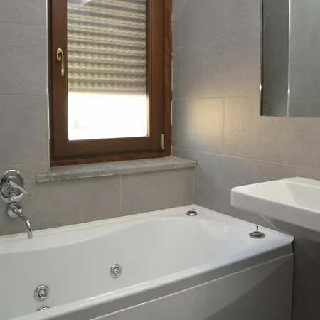 House & The - Vatican Appartement